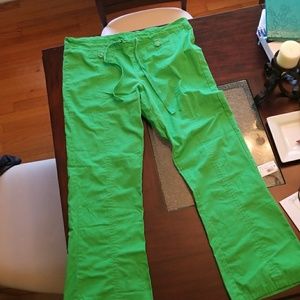 Landau scrub pants small. Green